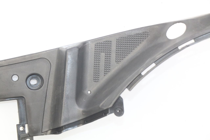 photo de STOPIEŃ PODNÓŻEK PEUGEOT V-CLIC VCLIC 50 (2007 - 2013) - Oznaczenia i referencje