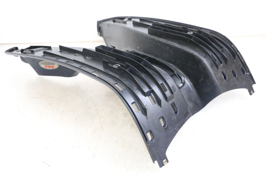 photo de STOPIEŃ PODNÓŻEK PIAGGIO VESPA LX 125 (2005 - 2010) - Szczegół części