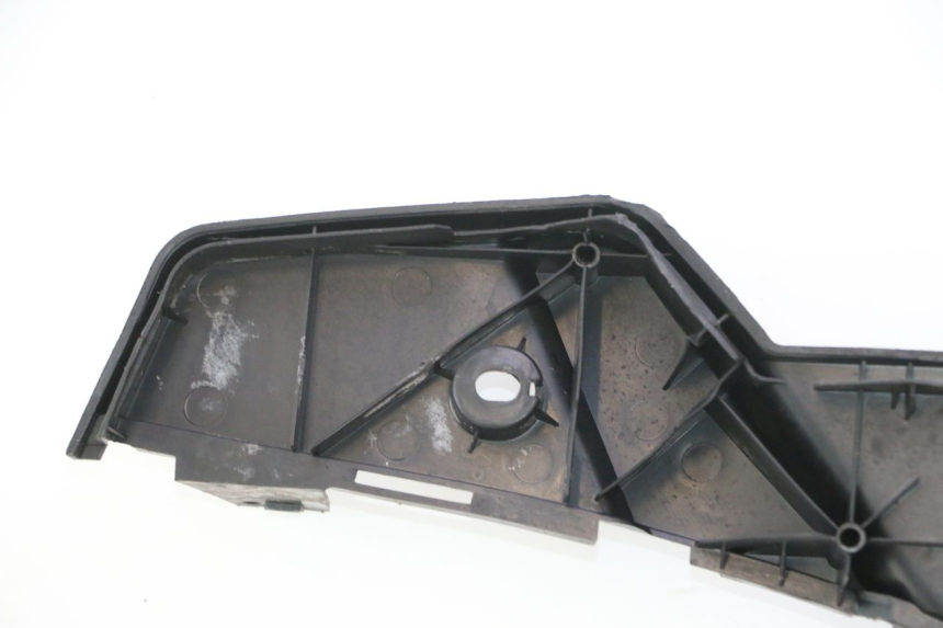 photo de STOPIEŃ PODNÓŻEK PEUGEOT VIVACITY NEW 2T 50 (2008 - 2017) - Oznaczenia i referencje