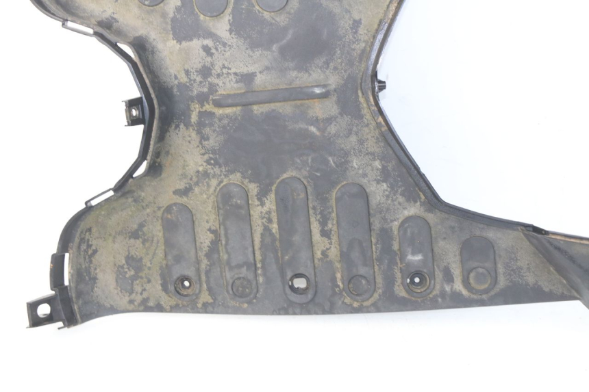 photo de STOPIEŃ PODNÓŻEK PEUGEOT VIVACITY NEW 4T 50 (2008 - 2017) - Szczegóły charakterystyczne