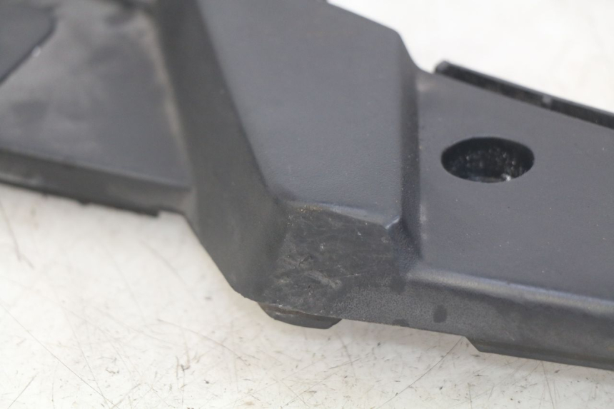 photo de STOPIEŃ PODNÓŻEK PEUGEOT VIVACITY NEW 4T 50 (2008 - 2017) - Punkty mocowania