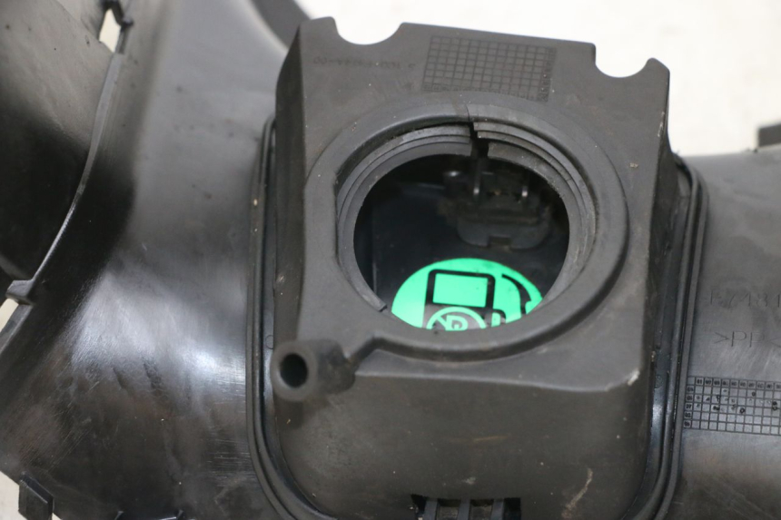 photo de STOPIEŃ PODNÓŻEK YAMAHA X-MAX XMAX 250 (2006 - 2009) - Zoom stanu zużycia