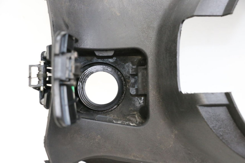 photo de STOPIEŃ PODNÓŻEK YAMAHA XMAX X-MAX 125 (2006 - 2009) - Część sprawdzona