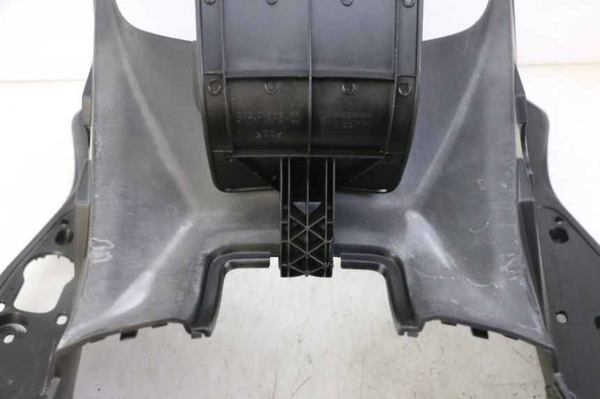 photo de STOPIEŃ PODNÓŻEK YAMAHA X-MAX XMAX 125 (2010 - 2013) - Szczegół części