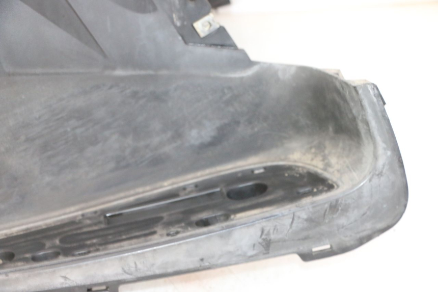 photo de STOPIEŃ PODNÓŻEK YAMAHA X-MAX XMAX 125 (2010 - 2013) - Szczegóły charakterystyczne