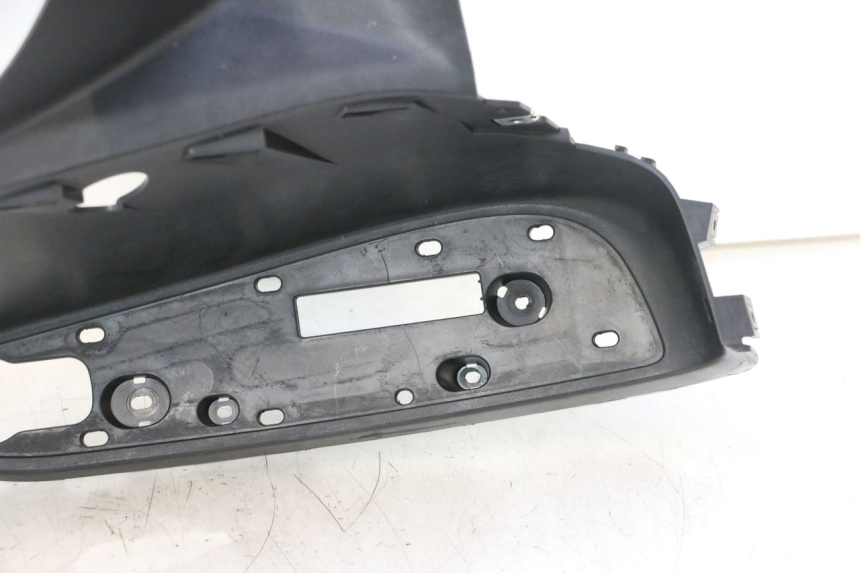 photo de STOPIEŃ PODNÓŻEK YAMAHA X-MAX XMAX 125 (2010 - 2013) - Zoom stanu zużycia