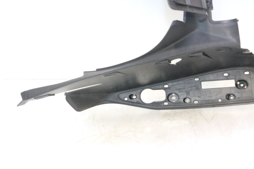 photo de STOPIEŃ PODNÓŻEK YAMAHA X-MAX XMAX 125 (2010 - 2013) - Inny kąt widzenia