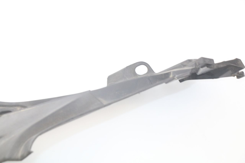 photo de STOPIEŃ PODNÓŻEK TGB X-MOTION XMOTION 125 (2008 - 2014) - Zbliżenie komponentów