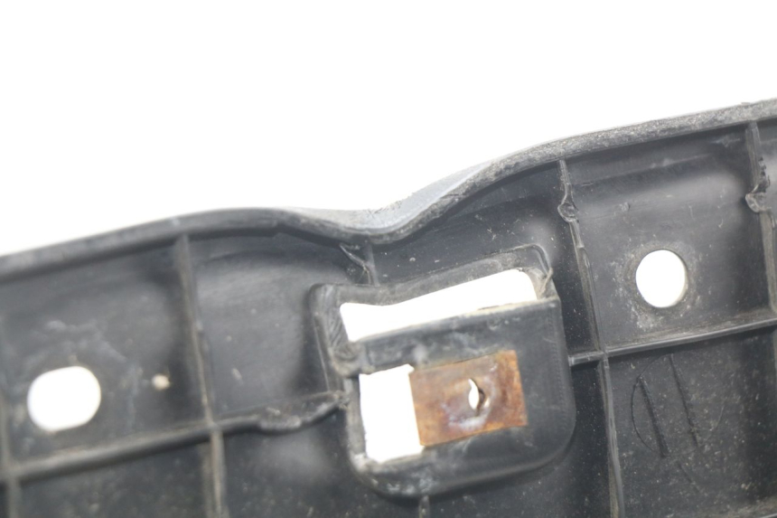 photo de STOPIEŃ PODNÓŻEK TGB X-MOTION XMOTION 125 (2008 - 2014) - Stan powierzchni