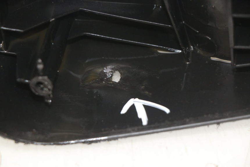 photo de STOPIEŃ PODNÓŻEK SYM X-PRO 4T 50 (2014 - 2021) - Stan powierzchni