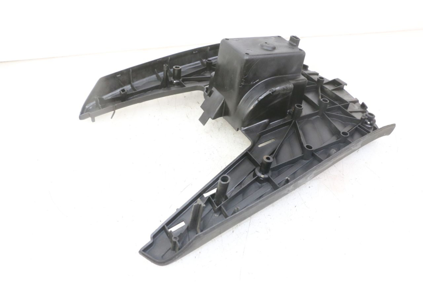 photo de STOPIEŃ PODNÓŻEK YAMAHA BW'S NG NEXT GENERATION 50 (1996 - 2003) - Zbliżenie techniczne