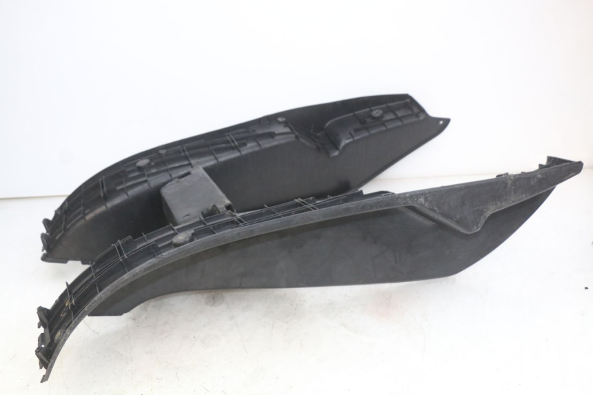 photo de STOPIEŃ PODNÓŻEK YAMAHA YP MAJESTY 125 (1998 - 2001) - Zoom stanu zużycia