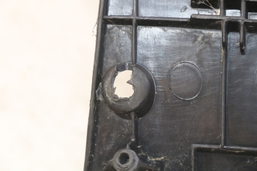 photo de STOPIEŃ PODNÓŻEK YAMAHA YP MAJESTY 125 (1998 - 2001) - Inny kąt widzenia