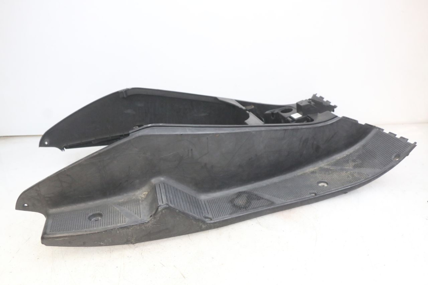 photo de STOPIEŃ PODNÓŻEK YAMAHA YP MAJESTY 125 (1998 - 2001) - Stan powierzchni