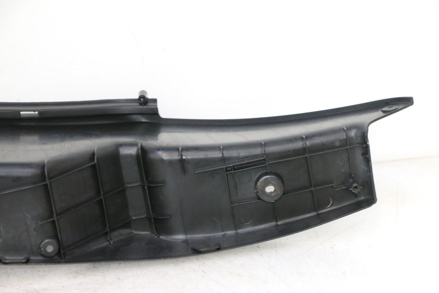 photo de STOPIEŃ PODNÓŻEK YAMAHA YP MAJESTY 125 (2002 - 2006) - Zbliżenie komponentów
