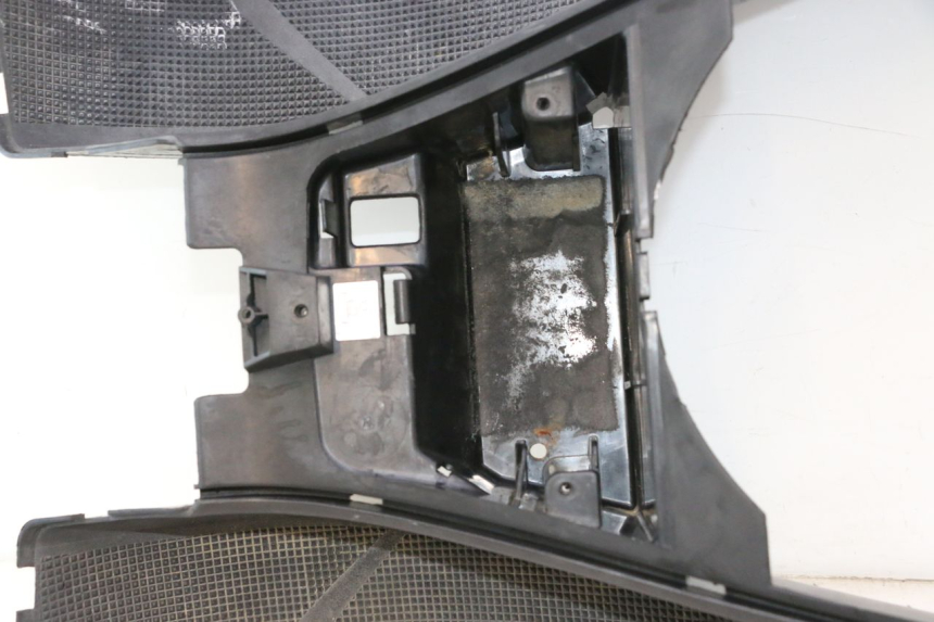photo de STOPIEŃ PODNÓŻEK YAMAHA YP MAJESTY 125 (2002 - 2006) - Kontrola wizualna