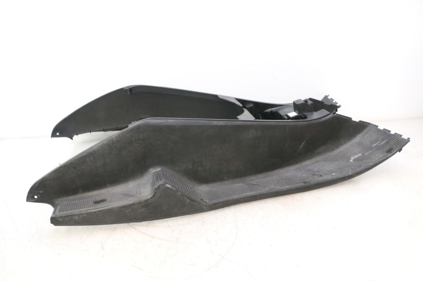 photo de STOPIEŃ PODNÓŻEK YAMAHA YP MAJESTY 125 (2002 - 2006) - Inny kąt widzenia