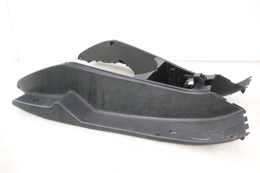 photo de STOPIEŃ PODNÓŻEK YAMAHA YP MAJESTY 125 (2002 - 2006) - Szczegóły charakterystyczne