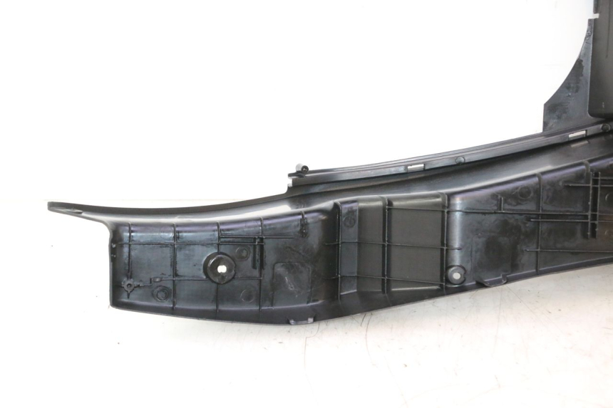 photo de STOPIEŃ PODNÓŻEK YAMAHA YP MAJESTY 125 (2002 - 2006) - Stan powierzchni