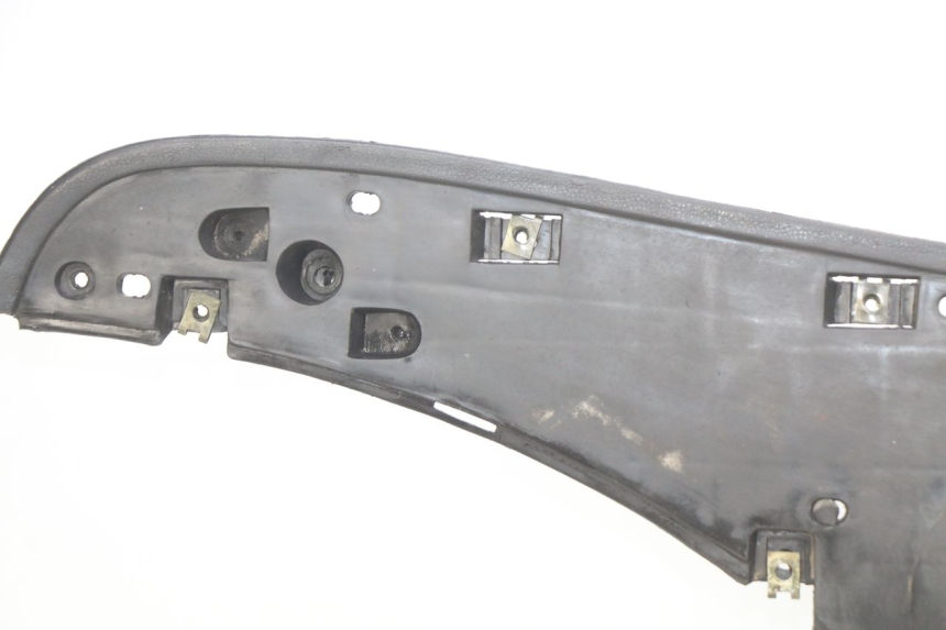 photo de STOPIEŃ PODNÓŻEK YIYING YY50QT-10 50 (2007 - 2022) - Oznaczenia i referencje