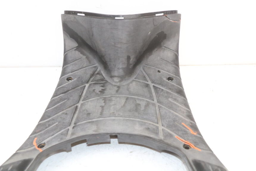 photo de STOPIEŃ PODNÓŻEK PIAGGIO ZIP 2T 50 (2009 - 2019) - Inny kąt widzenia