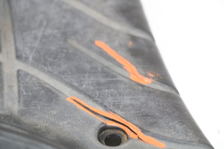 photo de STOPIEŃ PODNÓŻEK PIAGGIO ZIP 2T 50 (2009 - 2019) - Punkty mocowania