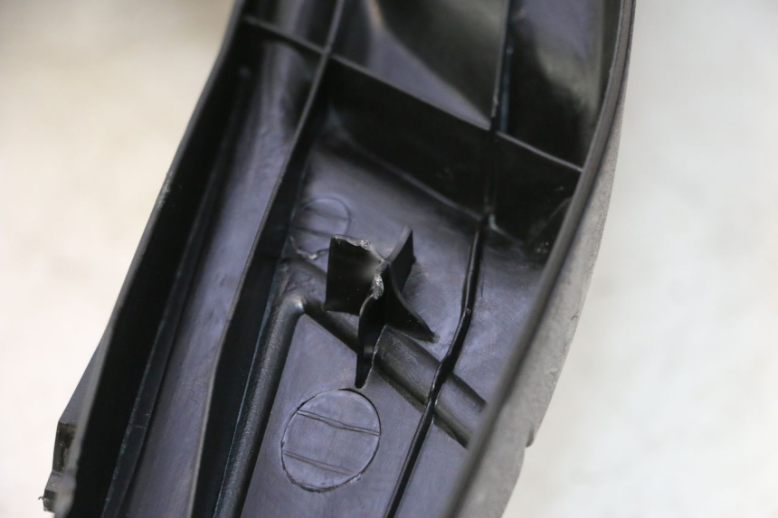 photo de STOPIEŃ PODNÓŻEK PIAGGIO ZIP 2T 50 (2009 - 2019) - Zoom stanu zużycia