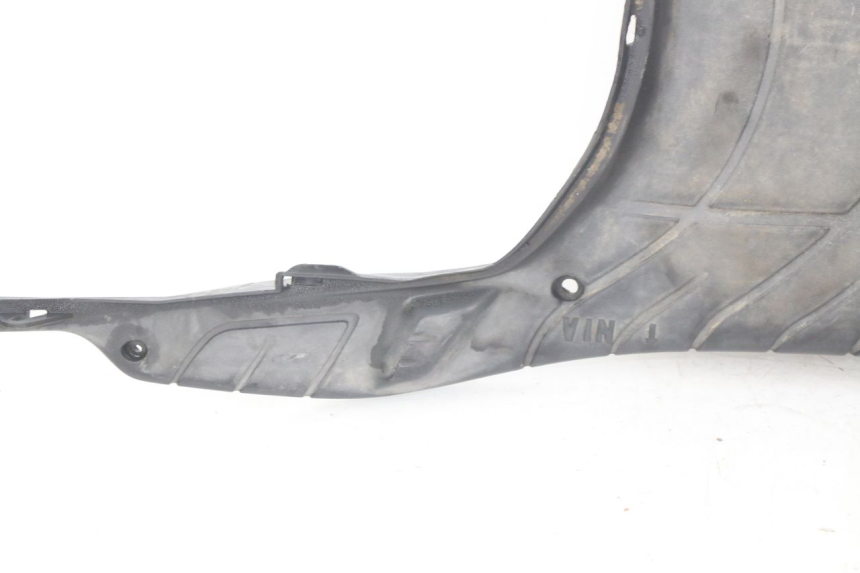 photo de STOPIEŃ PODNÓŻEK PIAGGIO ZIP 4T 50 (2018 - 2020) - Stan powierzchni