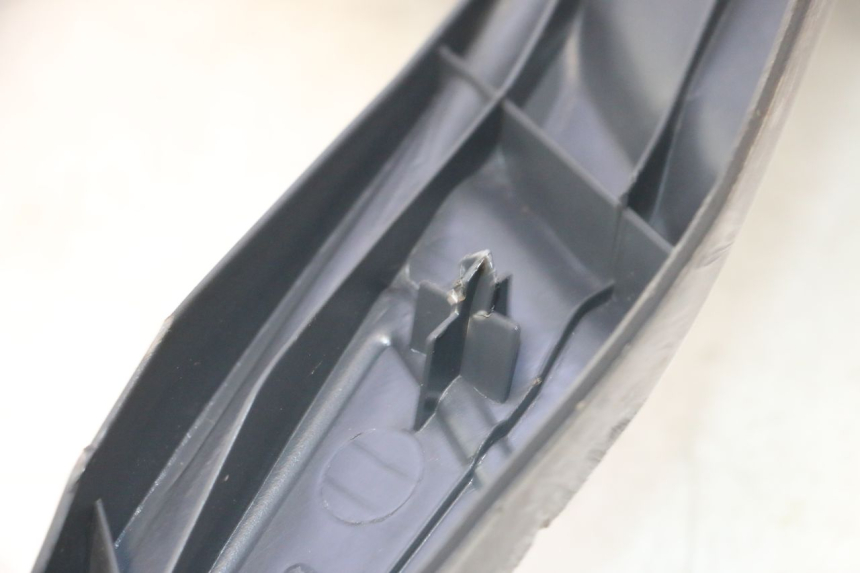 photo de STOPIEŃ PODNÓŻEK PIAGGIO ZIP 4T 50 (2006 - 2017) - Zoom stanu zużycia