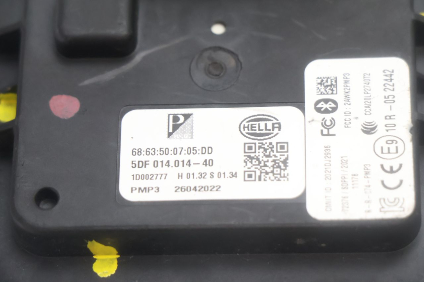 photo de MODUŁ INTERFEJSU PIAGGIO MP3 HPE 530 (2022 - 2026) - Zbliżenie techniczne