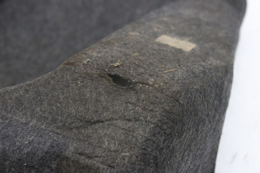 photo de WYKŁADZINA BAGAŻNIKA SUZUKI AN BURGMAN 400 (2006 - 2010) - Inny kąt widzenia