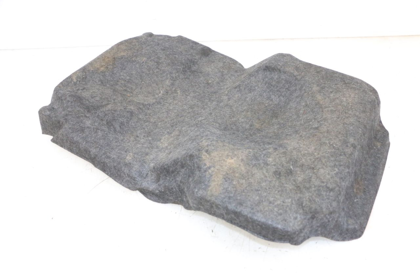 photo de WYKŁADZINA BAGAŻNIKA SUZUKI BURGMAN 650 (2013 - 2020) - Szczegół części