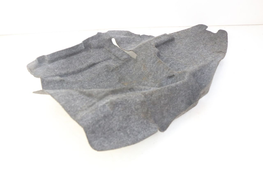 photo de WYKŁADZINA BAGAŻNIKA HONDA FES PANTHEON 125 (2003 - 2007) - Zoom stanu zużycia