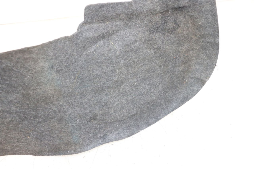 photo de WYKŁADZINA BAGAŻNIKA HONDA FJS SILVERWING SILVER WING 600 (2001 - 2010) - Zoom stanu zużycia