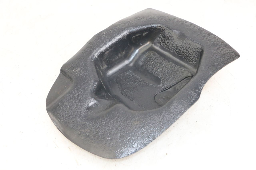 photo de WYKŁADZINA BAGAŻNIKA SYM MIO 50 (2005 - 2010) - Szczegół części