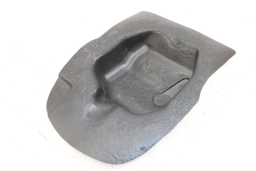 photo de WYKŁADZINA BAGAŻNIKA SYM MIO 50 (2011 - 2017) - Zoom stanu zużycia