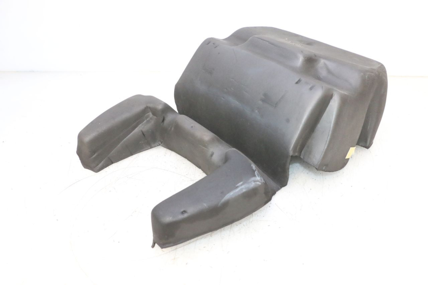 photo de WYKŁADZINA BAGAŻNIKA PEUGEOT SATELIS COMPRESSOR K15 125 (2006 - 2009) - Zoom stanu zużycia