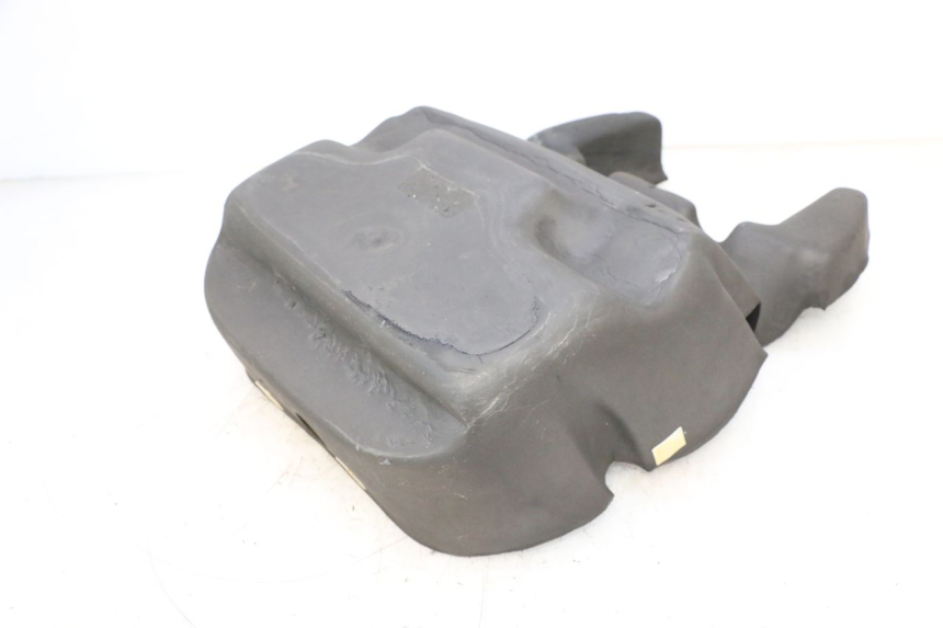 photo de WYKŁADZINA BAGAŻNIKA PEUGEOT SATELIS COMPRESSOR K15 125 (2006 - 2009) - Zbliżenie techniczne