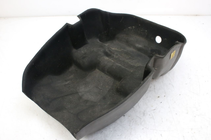 photo de WYKŁADZINA BAGAŻNIKA PEUGEOT SATELIS 125 (2010 - 2012) - Punkty mocowania