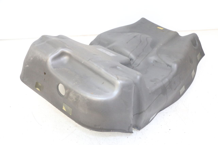 photo de WYKŁADZINA BAGAŻNIKA PEUGEOT SATELIS 125 (2013 - 2018) - Widok ogólny