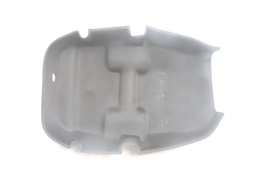 photo de WYKŁADZINA BAGAŻNIKA PEUGEOT SATELIS 125 (2006 - 2009) - Zoom stanu zużycia
