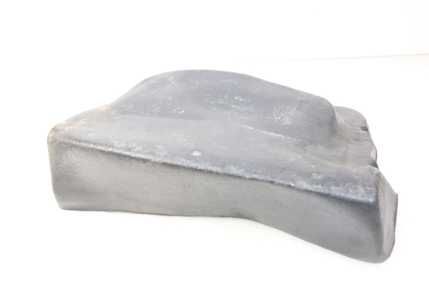 photo de WYKŁADZINA BAGAŻNIKA PIAGGIO X9 EVOLUTION 500 (2003 - 2005) - Zoom stanu zużycia