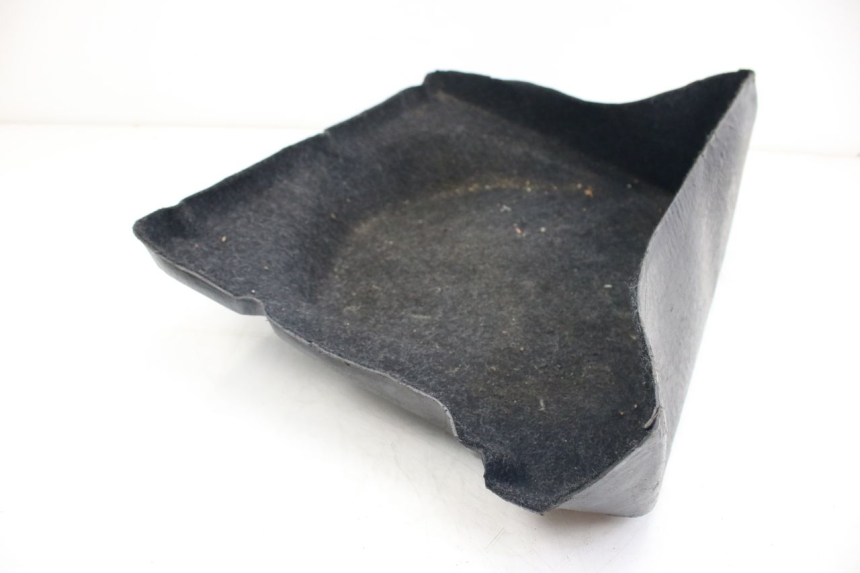 photo de WYKŁADZINA BAGAŻNIKA PIAGGIO X9 EVOLUTION 125 (2003 - 2007) - Inny kąt widzenia