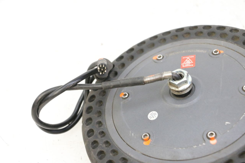 photo de SILNIK URBANGLIDE 100XS 1 - Stan powierzchni