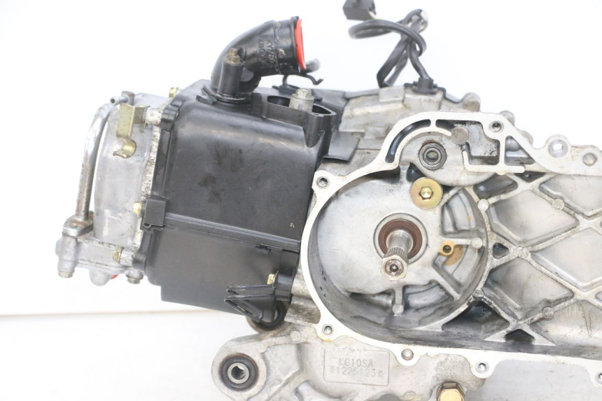 photo de SILNIK KYMCO AGILITY 4T 50 (2005 - 2018) - Alternatywny kąt