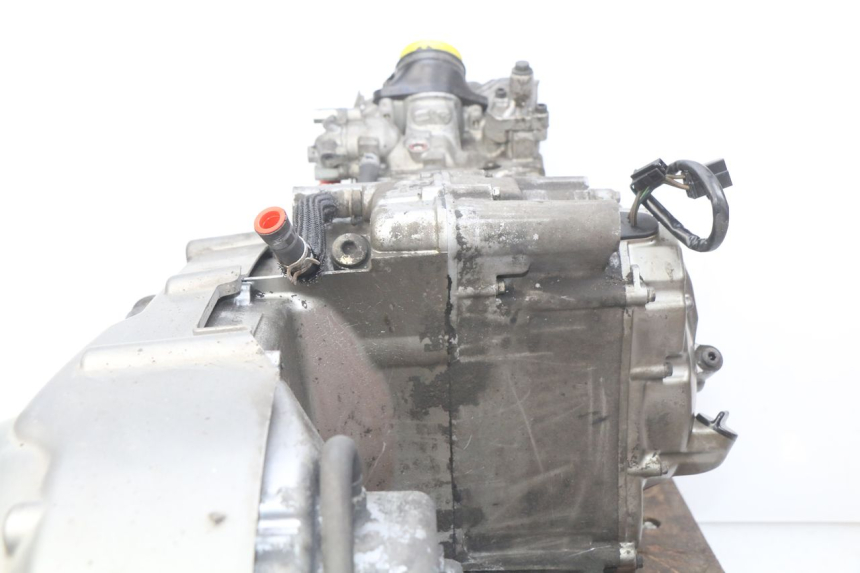 photo de SILNIK SUZUKI AN BURGMAN 400 (2006 - 2010) - Zbliżenie komponentów