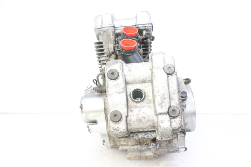 photo de SILNIK HYOSUNG GV AQUILA 125 (2000 - 2009) - Struktura - zbliżenie