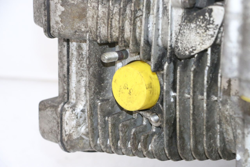 photo de SILNIK HYOSUNG GV AQUILA 125 (2000 - 2009) - Zoom stanu zużycia