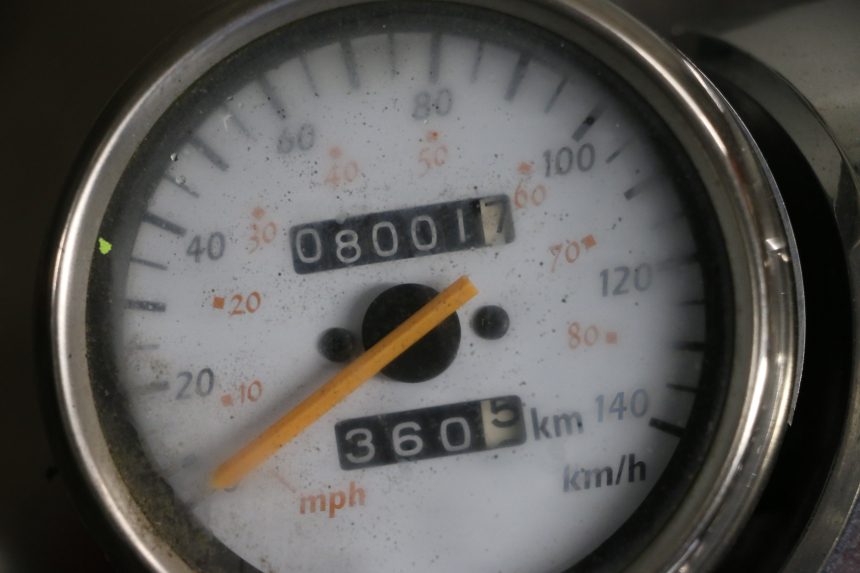 photo de SILNIK HYOSUNG GV AQUILA 125 (2000 - 2009) - Widok ogólny