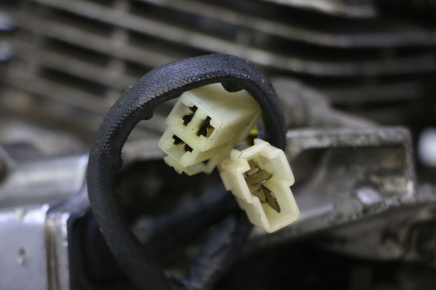 photo de SILNIK HYOSUNG GV AQUILA 125 (2000 - 2009) - Widok ogólny